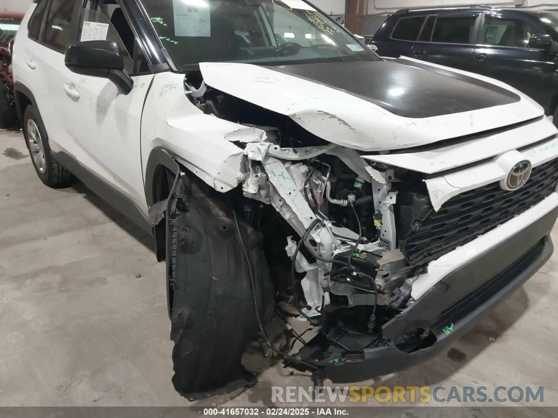 6 Photograph of a damaged car 2T3F1RFV7MC242625 TOYOTA RAV4 2021