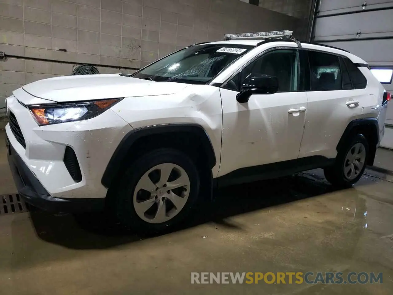 1 Photograph of a damaged car 2T3F1RFV7MW152289 TOYOTA RAV4 2021