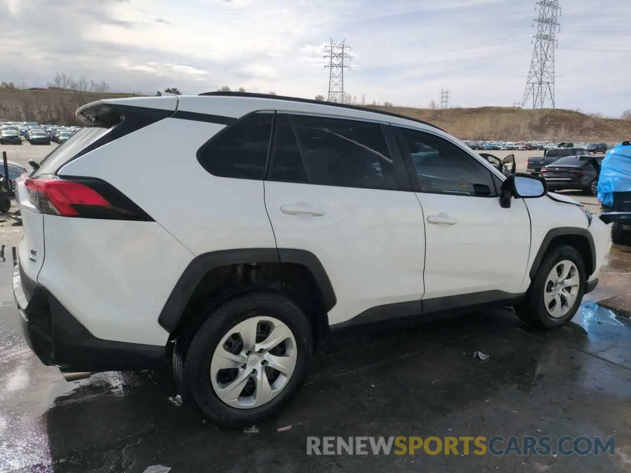 3 Photograph of a damaged car 2T3F1RFV7MW184854 TOYOTA RAV4 2021