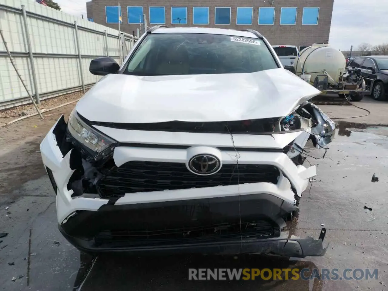 5 Photograph of a damaged car 2T3F1RFV7MW184854 TOYOTA RAV4 2021