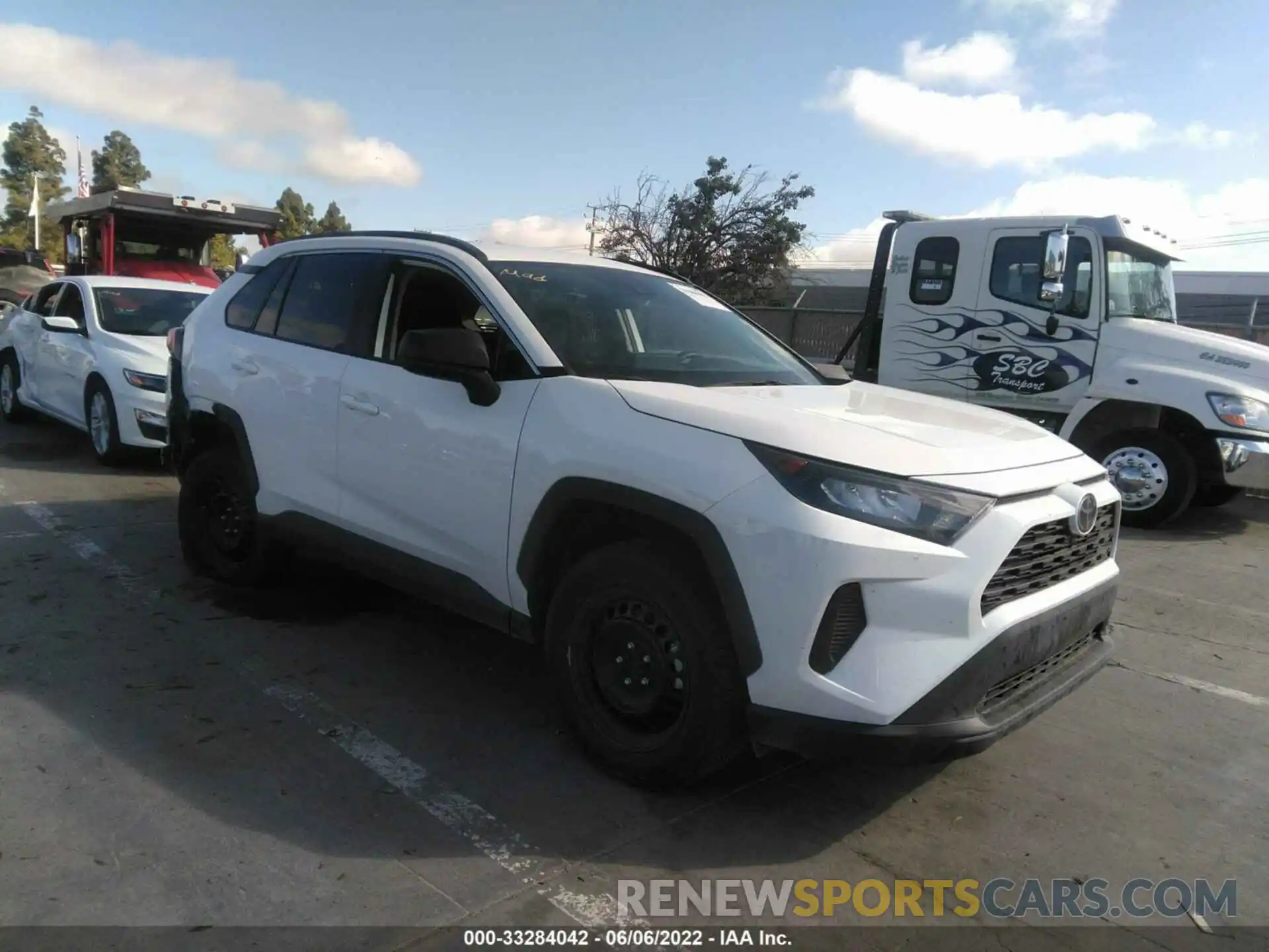 1 Photograph of a damaged car 2T3F1RFV7MW203919 TOYOTA RAV4 2021