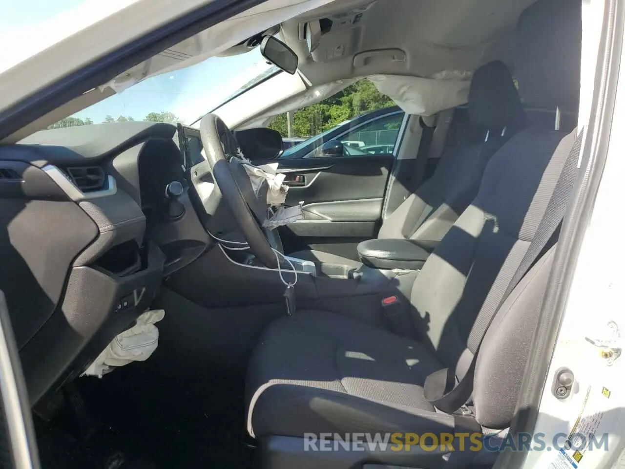 7 Photograph of a damaged car 2T3F1RFV7MW206769 TOYOTA RAV4 2021