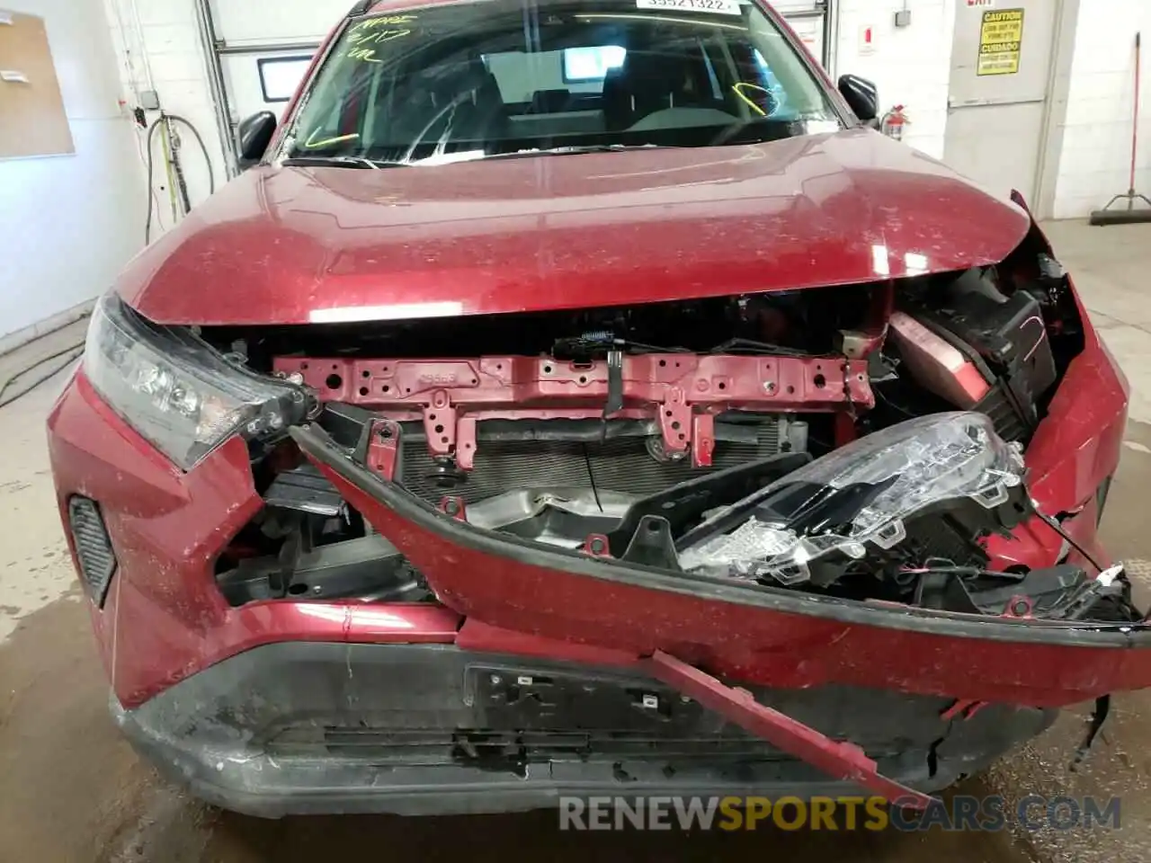 9 Photograph of a damaged car 2T3F1RFV7MW219070 TOYOTA RAV4 2021