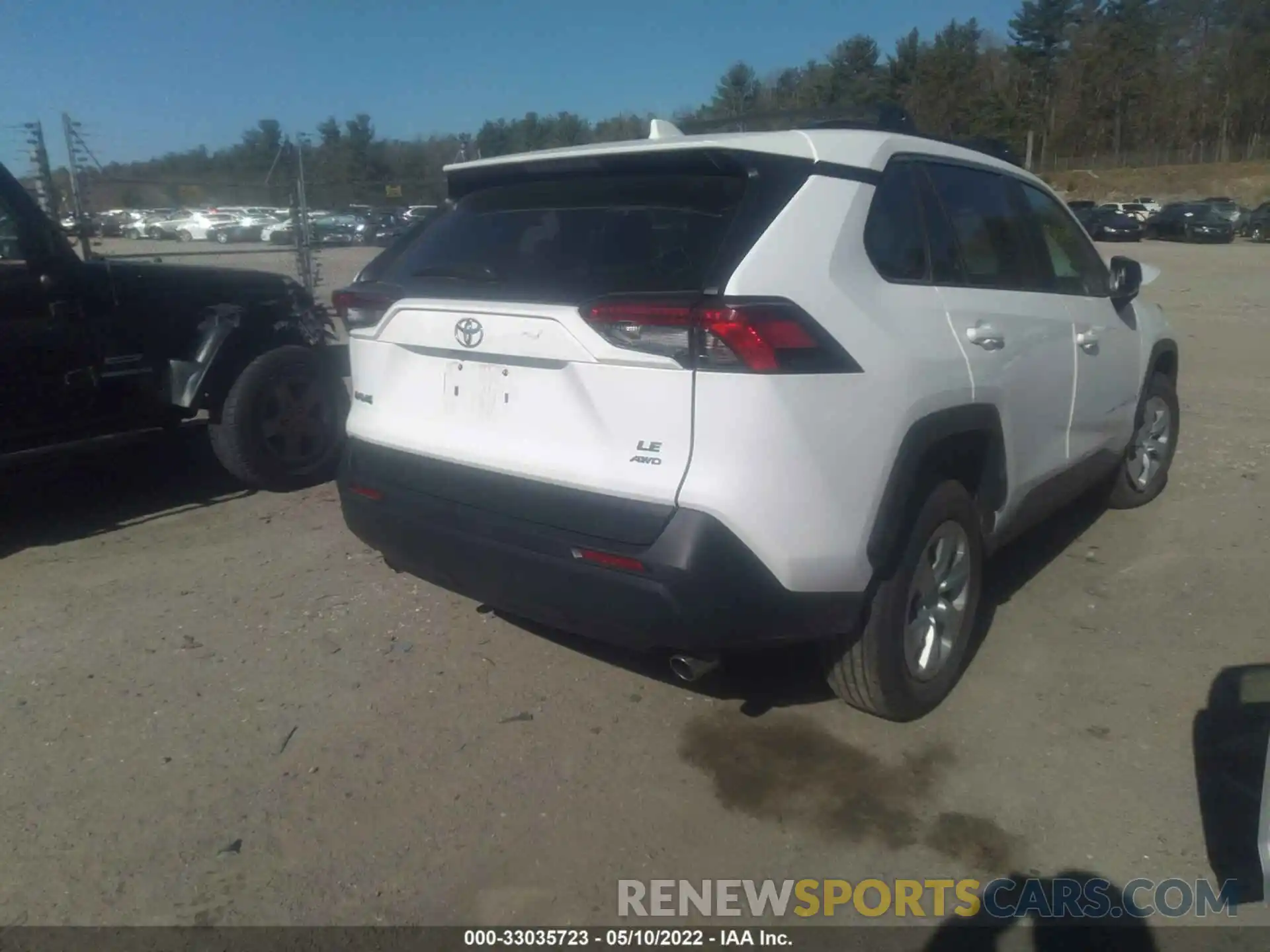 4 Photograph of a damaged car 2T3F1RFV8MC167854 TOYOTA RAV4 2021