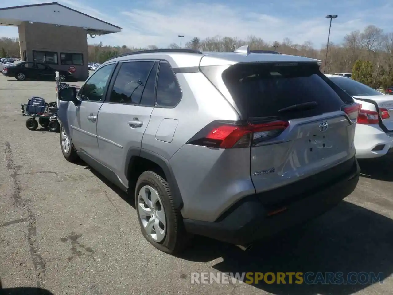 3 Photograph of a damaged car 2T3F1RFV8MC180099 TOYOTA RAV4 2021