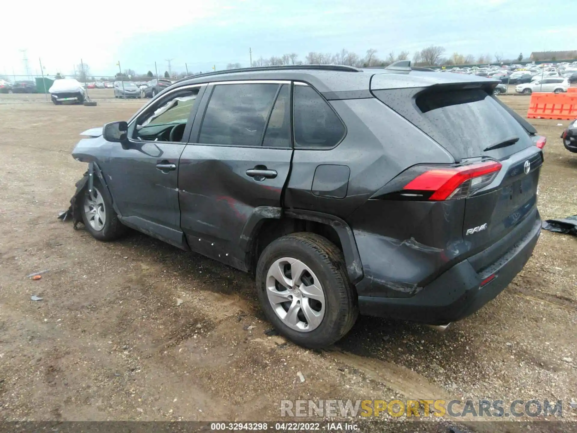 3 Photograph of a damaged car 2T3F1RFV8MW144900 TOYOTA RAV4 2021