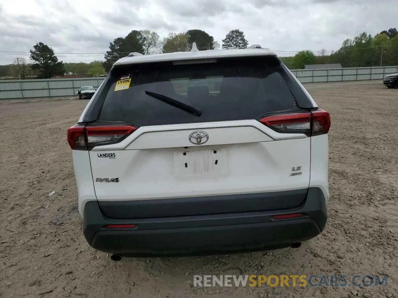 6 Photograph of a damaged car 2T3F1RFV8MW187147 TOYOTA RAV4 2021