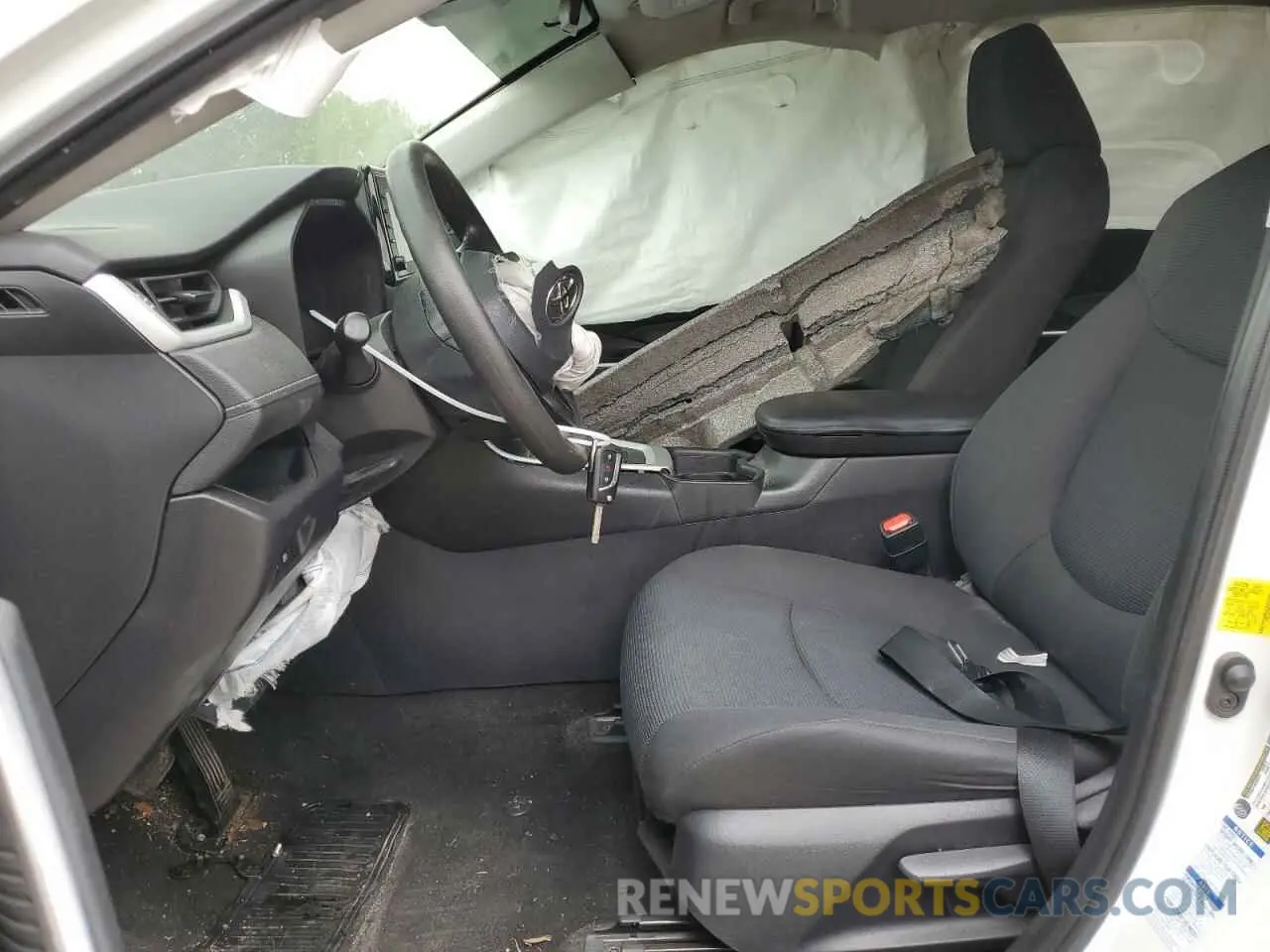 7 Photograph of a damaged car 2T3F1RFV8MW187147 TOYOTA RAV4 2021
