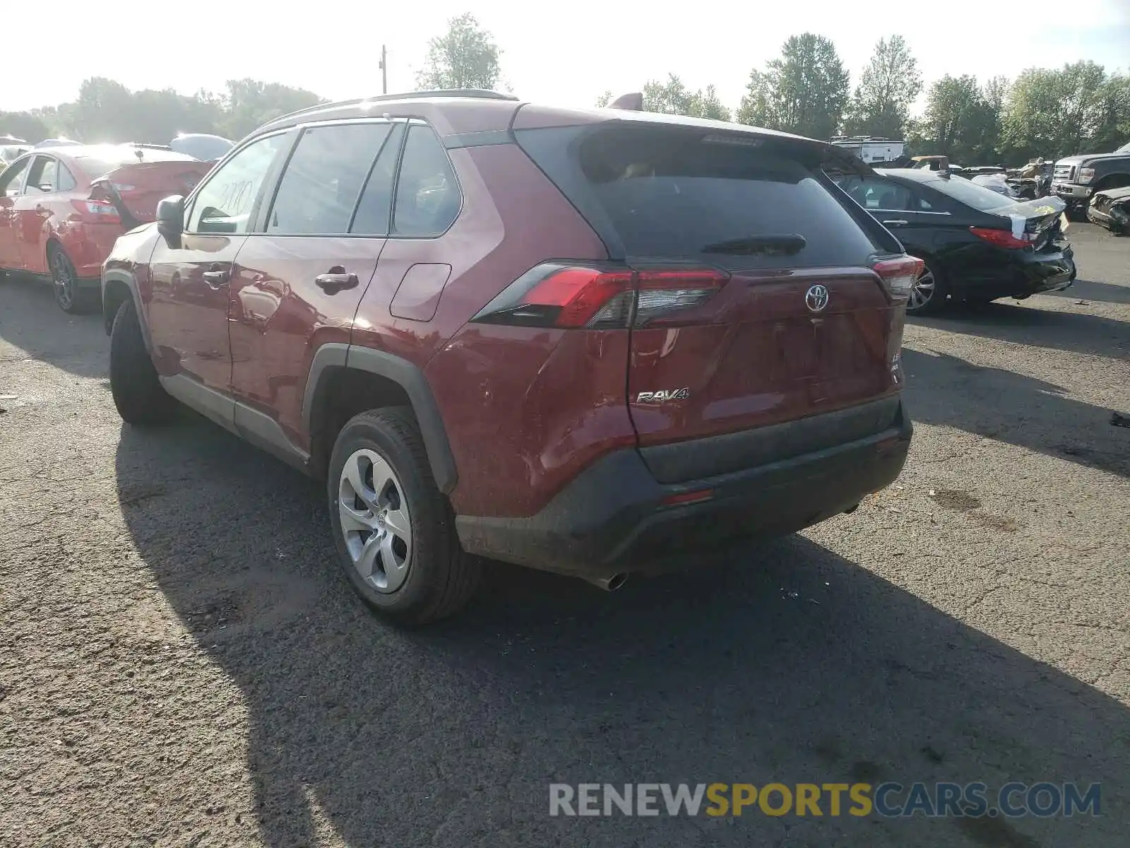 3 Photograph of a damaged car 2T3F1RFV8MW204478 TOYOTA RAV4 2021