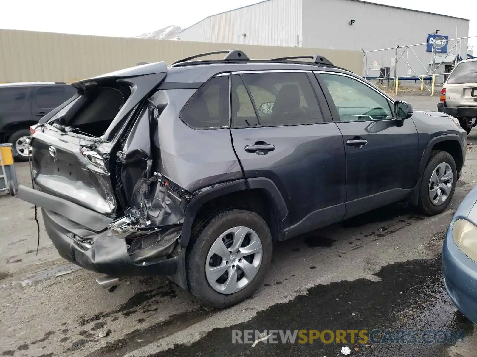 4 Photograph of a damaged car 2T3F1RFV9MC152473 TOYOTA RAV4 2021