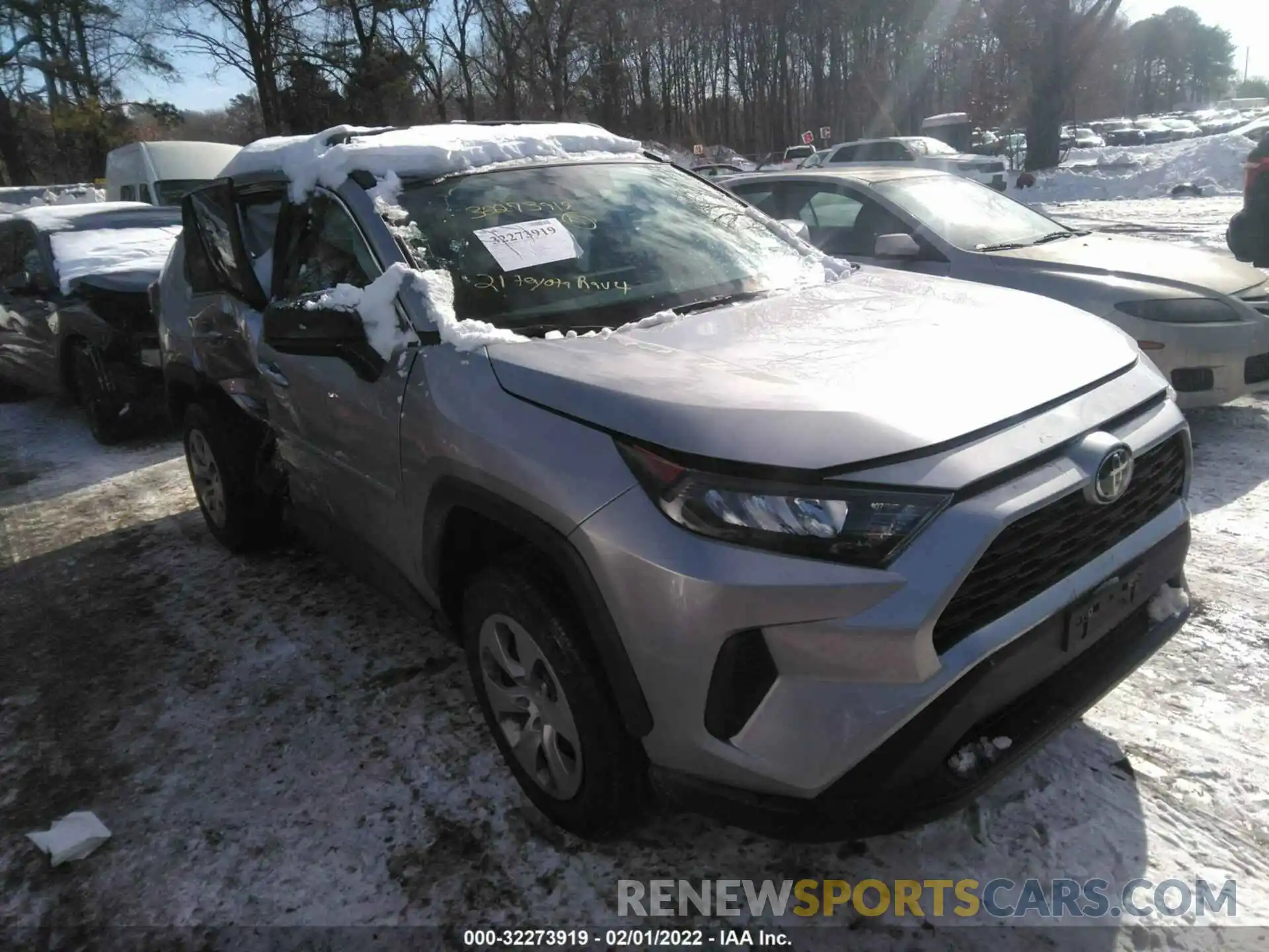 1 Photograph of a damaged car 2T3F1RFV9MC164428 TOYOTA RAV4 2021