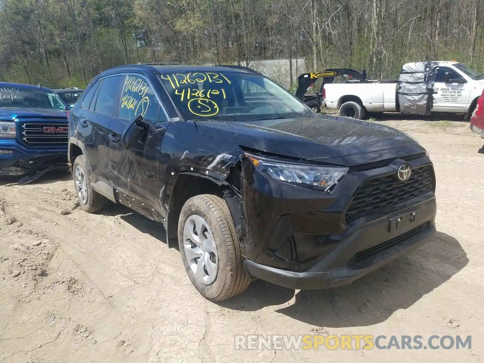 1 Photograph of a damaged car 2T3F1RFV9MC174814 TOYOTA RAV4 2021