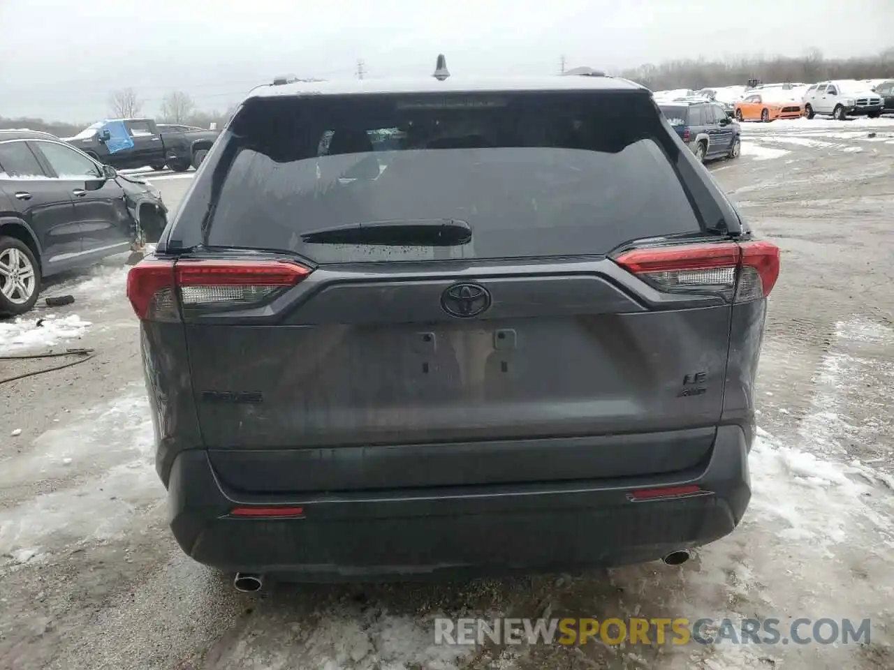 6 Photograph of a damaged car 2T3F1RFV9MC231366 TOYOTA RAV4 2021