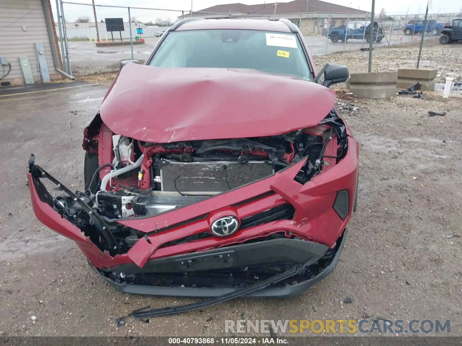 6 Photograph of a damaged car 2T3F1RFV9MW176822 TOYOTA RAV4 2021