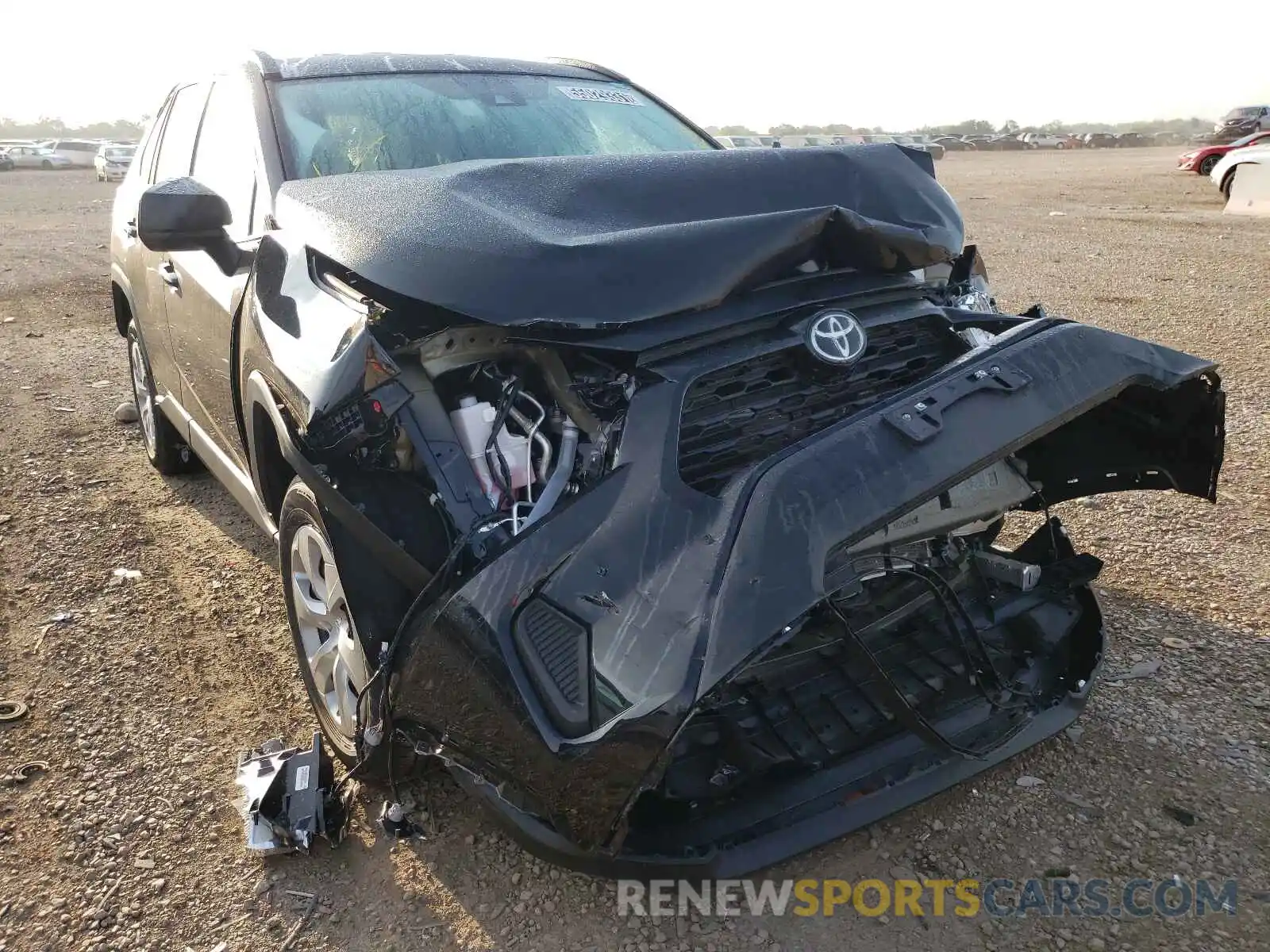 1 Photograph of a damaged car 2T3F1RFV9MW202948 TOYOTA RAV4 2021