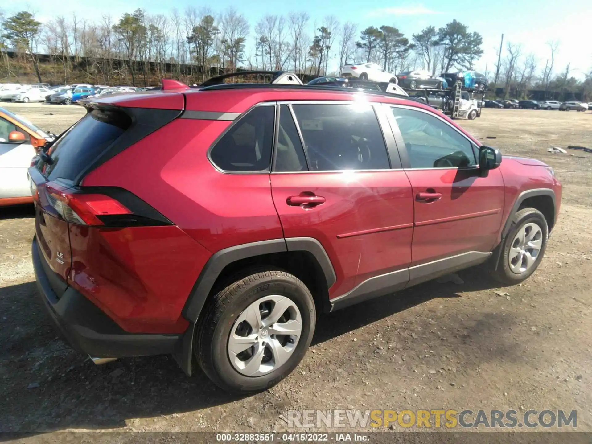 4 Photograph of a damaged car 2T3F1RFV9MW235576 TOYOTA RAV4 2021