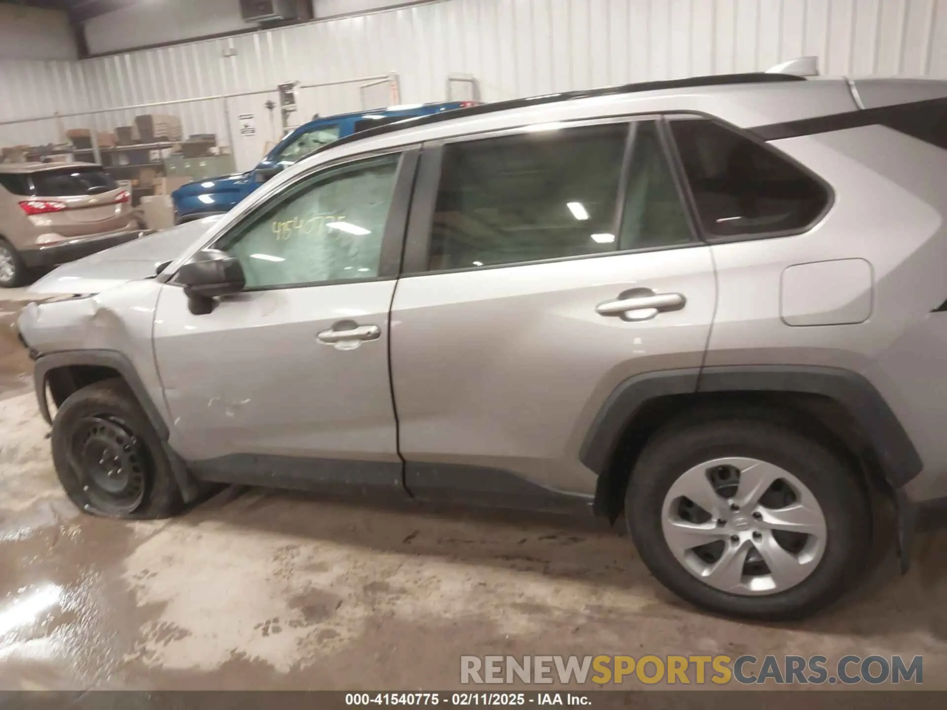 14 Photograph of a damaged car 2T3F1RFVXMC145421 TOYOTA RAV4 2021