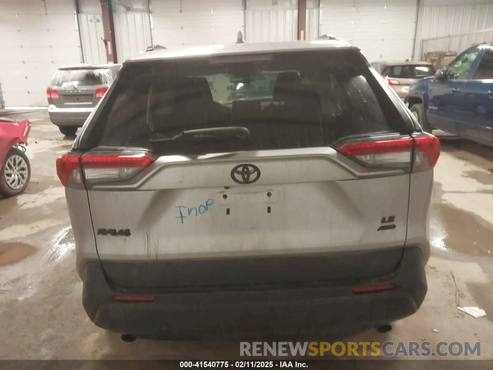 16 Photograph of a damaged car 2T3F1RFVXMC145421 TOYOTA RAV4 2021