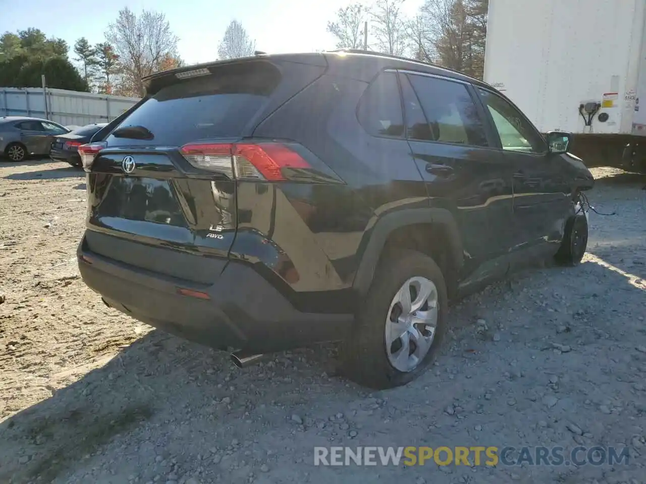 4 Photograph of a damaged car 2T3F1RFVXMC156306 TOYOTA RAV4 2021