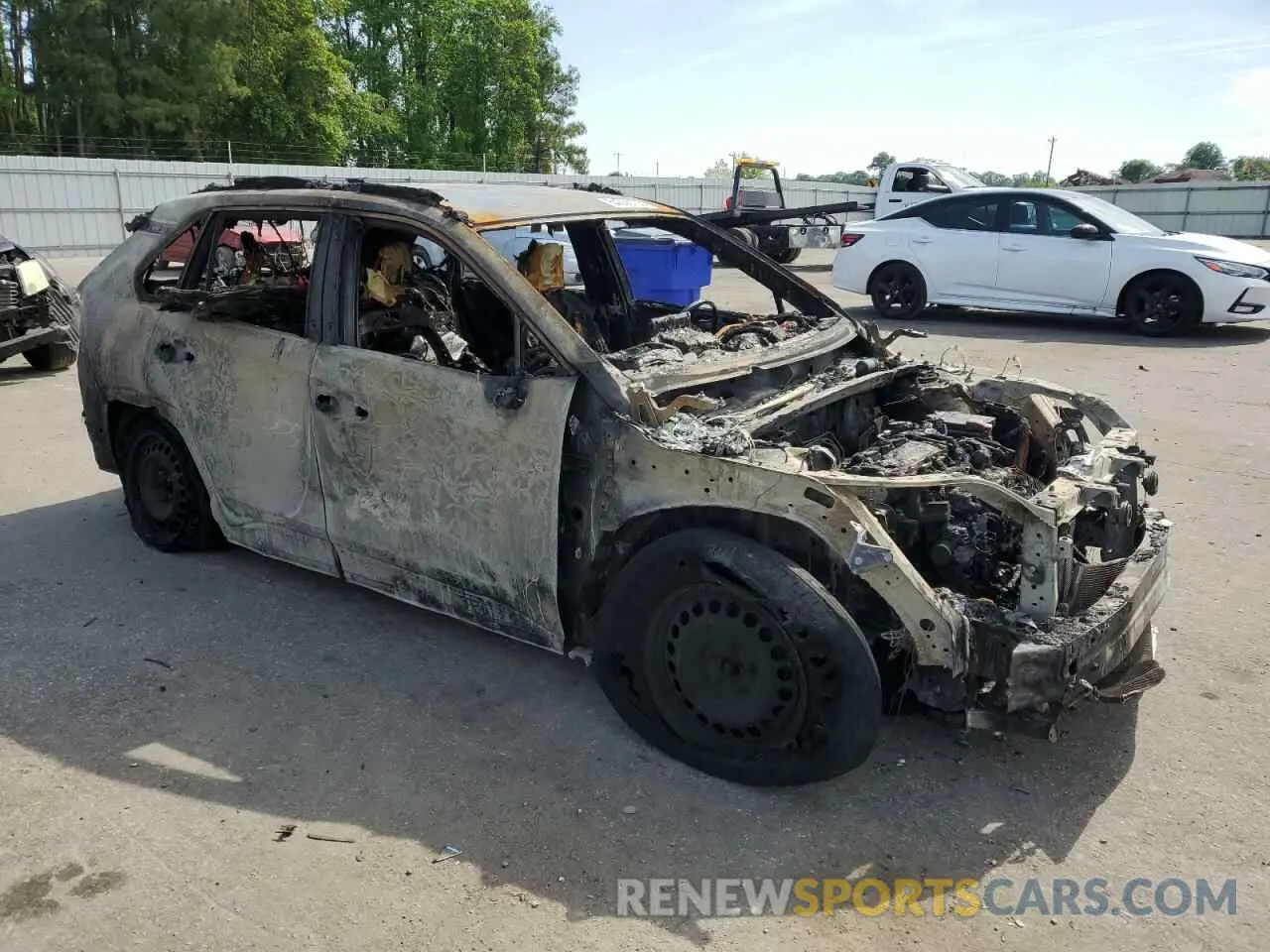 4 Photograph of a damaged car 2T3F1RFVXMC156774 TOYOTA RAV4 2021