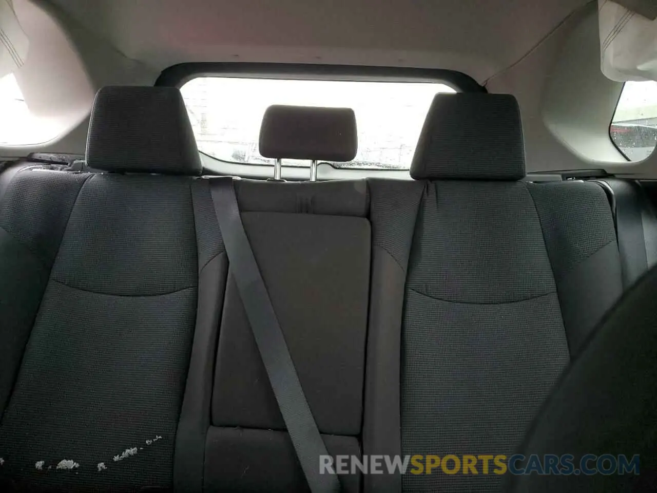 10 Photograph of a damaged car 2T3F1RFVXMC168052 TOYOTA RAV4 2021