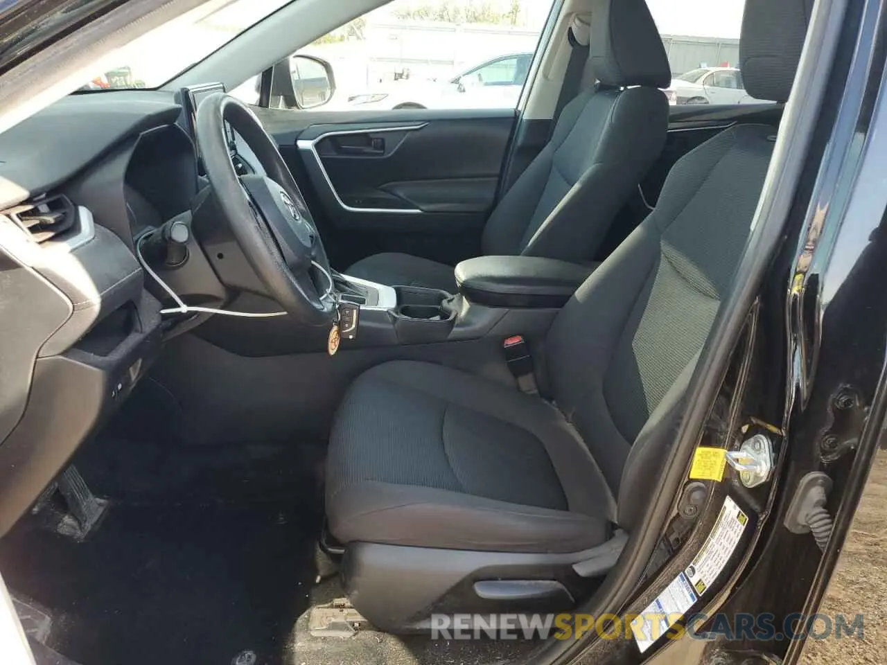 7 Photograph of a damaged car 2T3F1RFVXMC177267 TOYOTA RAV4 2021