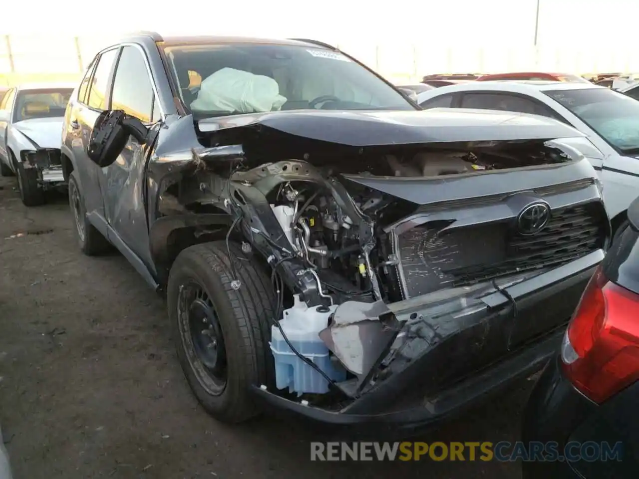 9 Photograph of a damaged car 2T3F1RFVXMC191086 TOYOTA RAV4 2021