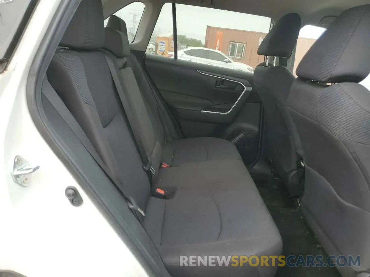 11 Photograph of a damaged car 2T3F1RFVXMC223647 TOYOTA RAV4 2021