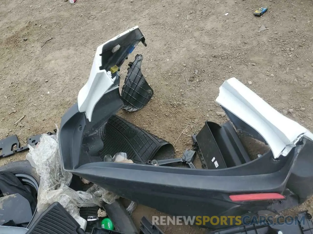 13 Photograph of a damaged car 2T3F1RFVXMC223647 TOYOTA RAV4 2021