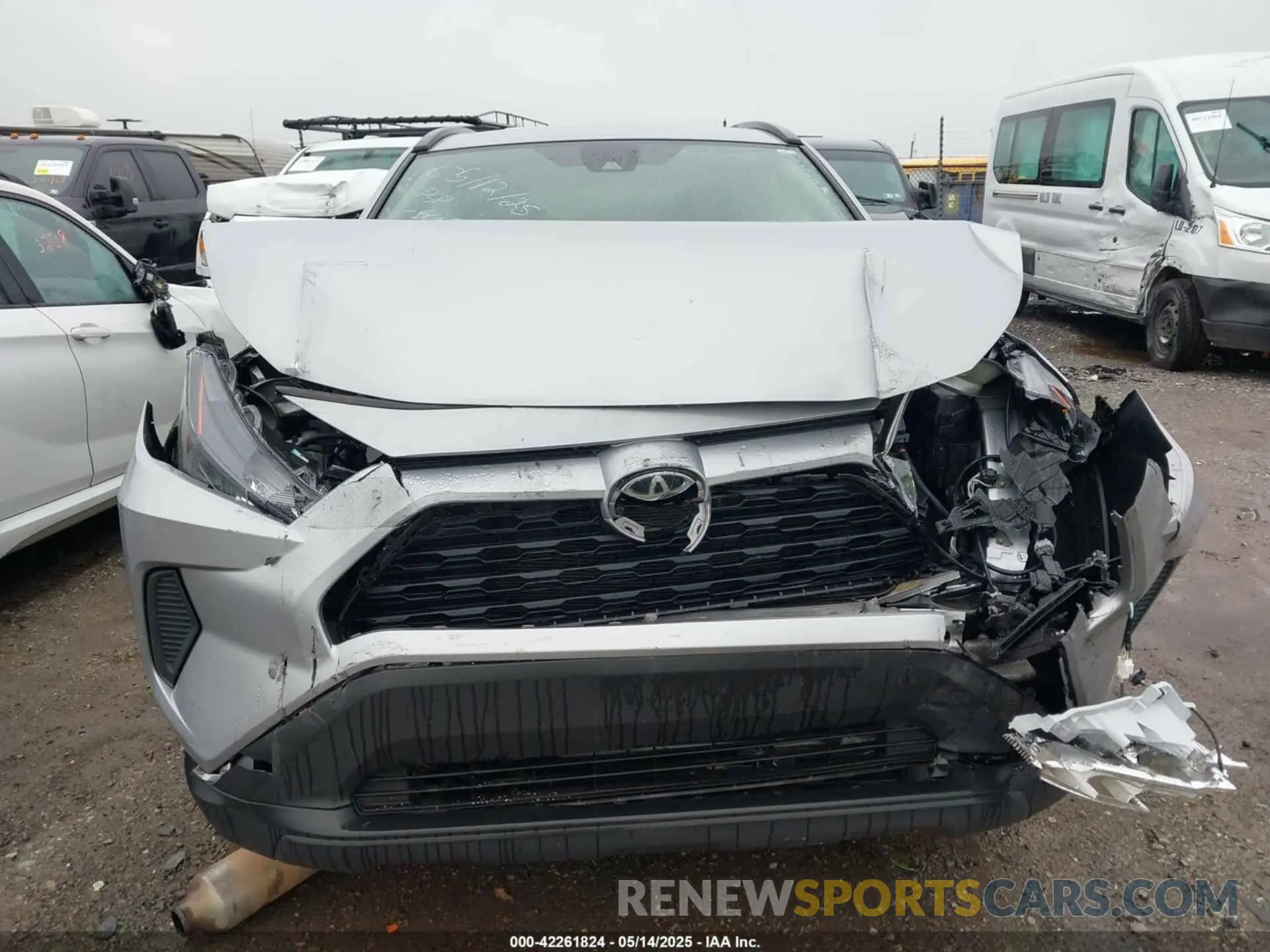 12 Photograph of a damaged car 2T3F1RFVXMC249973 TOYOTA RAV4 2021