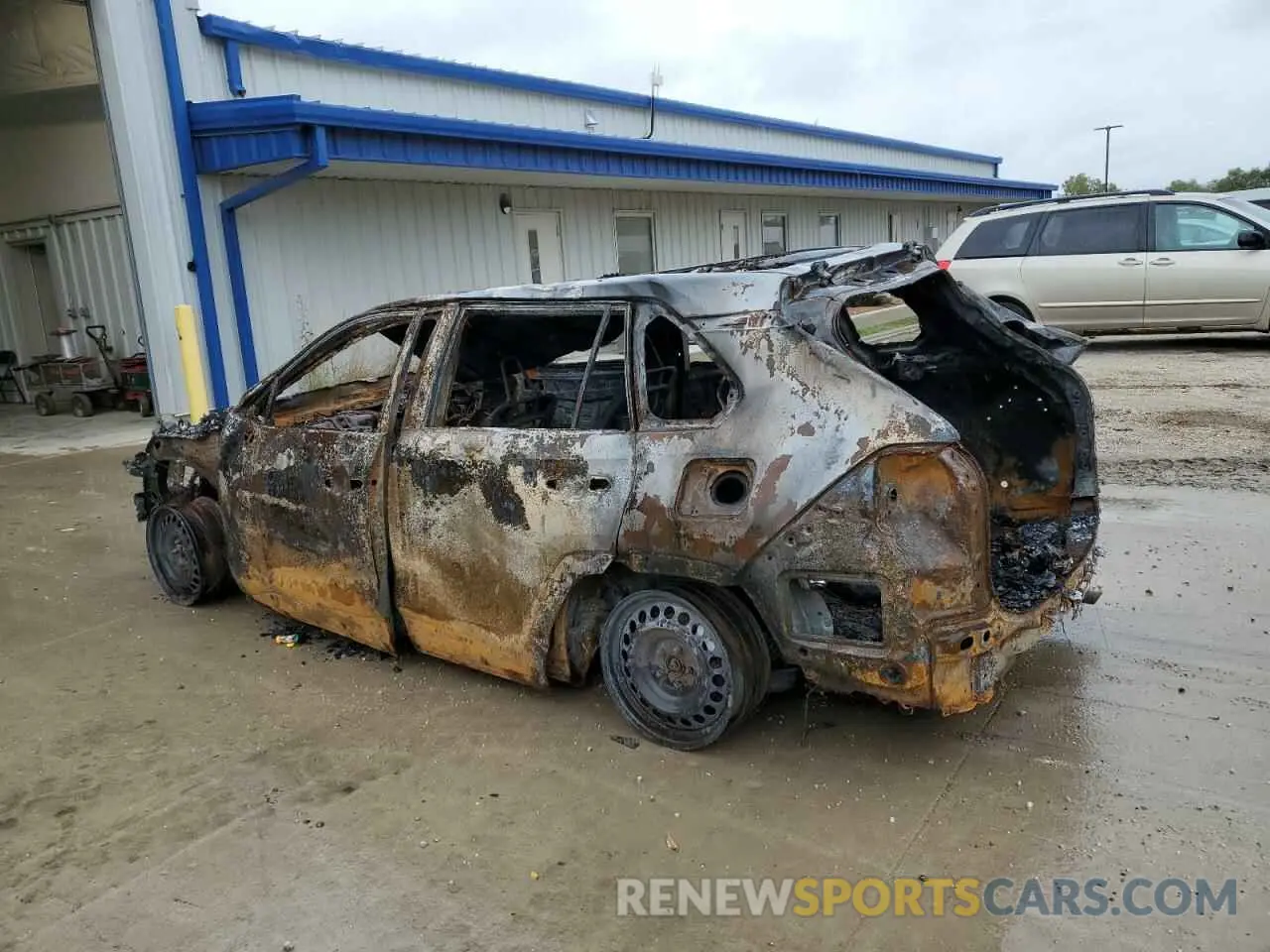 2 Photograph of a damaged car 2T3F1RFVXMW158832 TOYOTA RAV4 2021