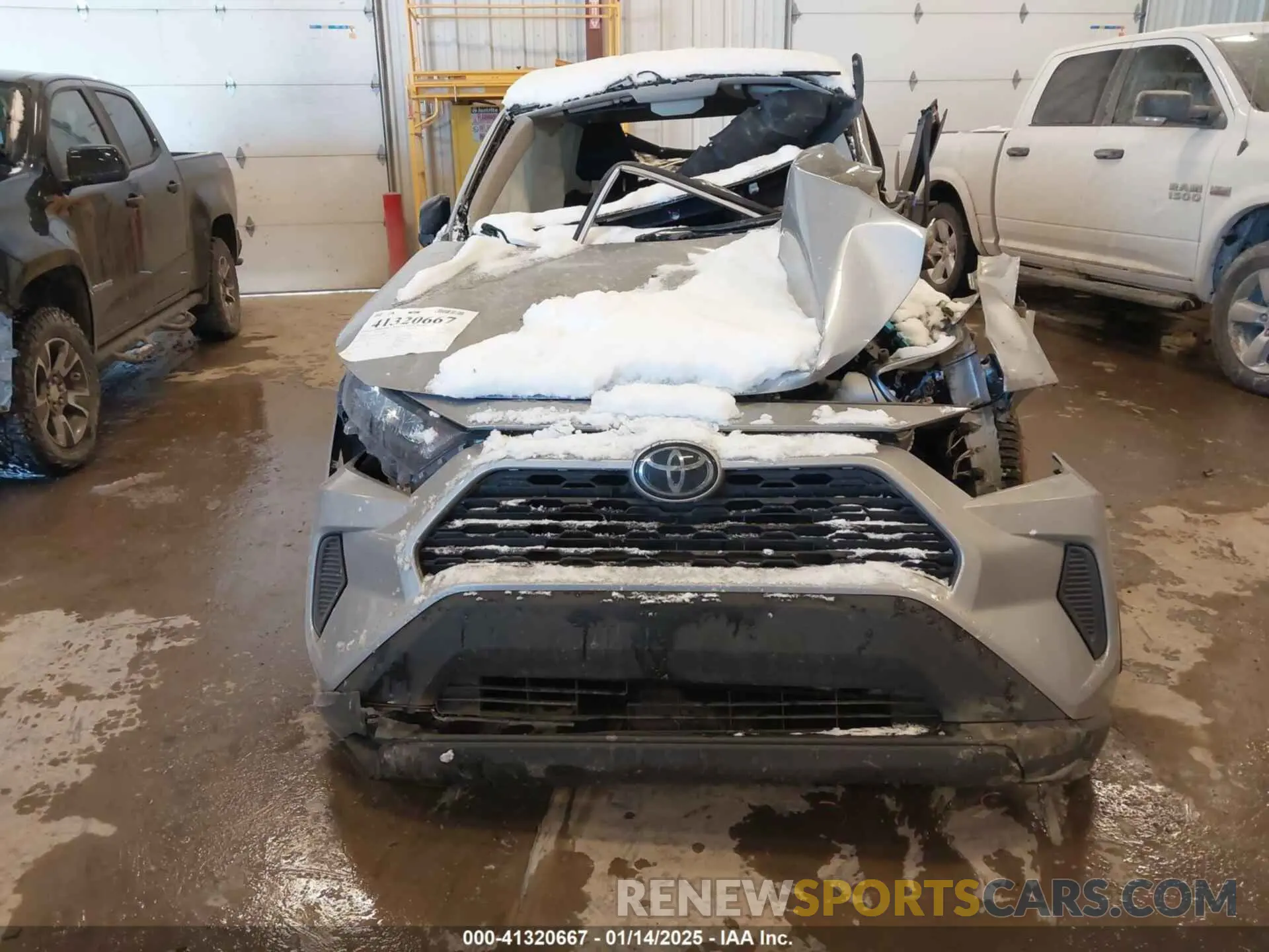 12 Photograph of a damaged car 2T3F1RFVXMW238681 TOYOTA RAV4 2021