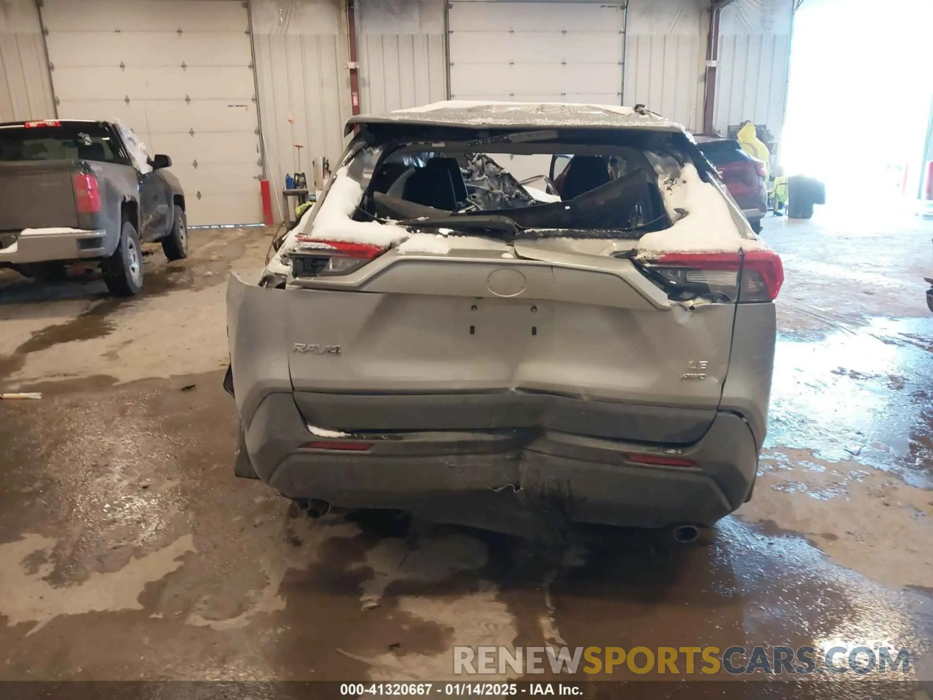 16 Photograph of a damaged car 2T3F1RFVXMW238681 TOYOTA RAV4 2021