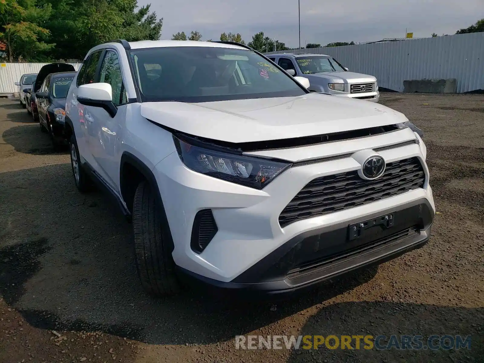 1 Photograph of a damaged car 2T3G1RFV0MC143584 TOYOTA RAV4 2021