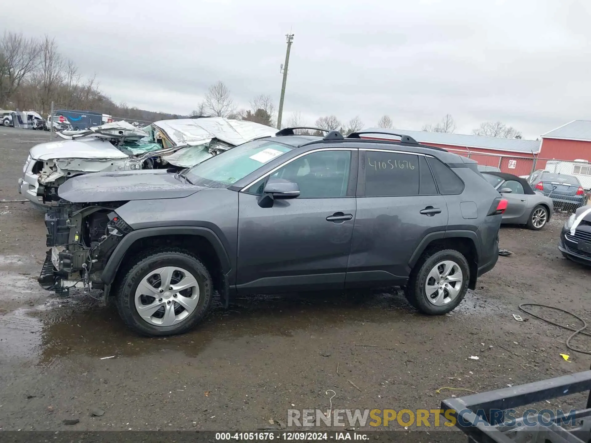 15 Photograph of a damaged car 2T3G1RFV0MC143763 TOYOTA RAV4 2021