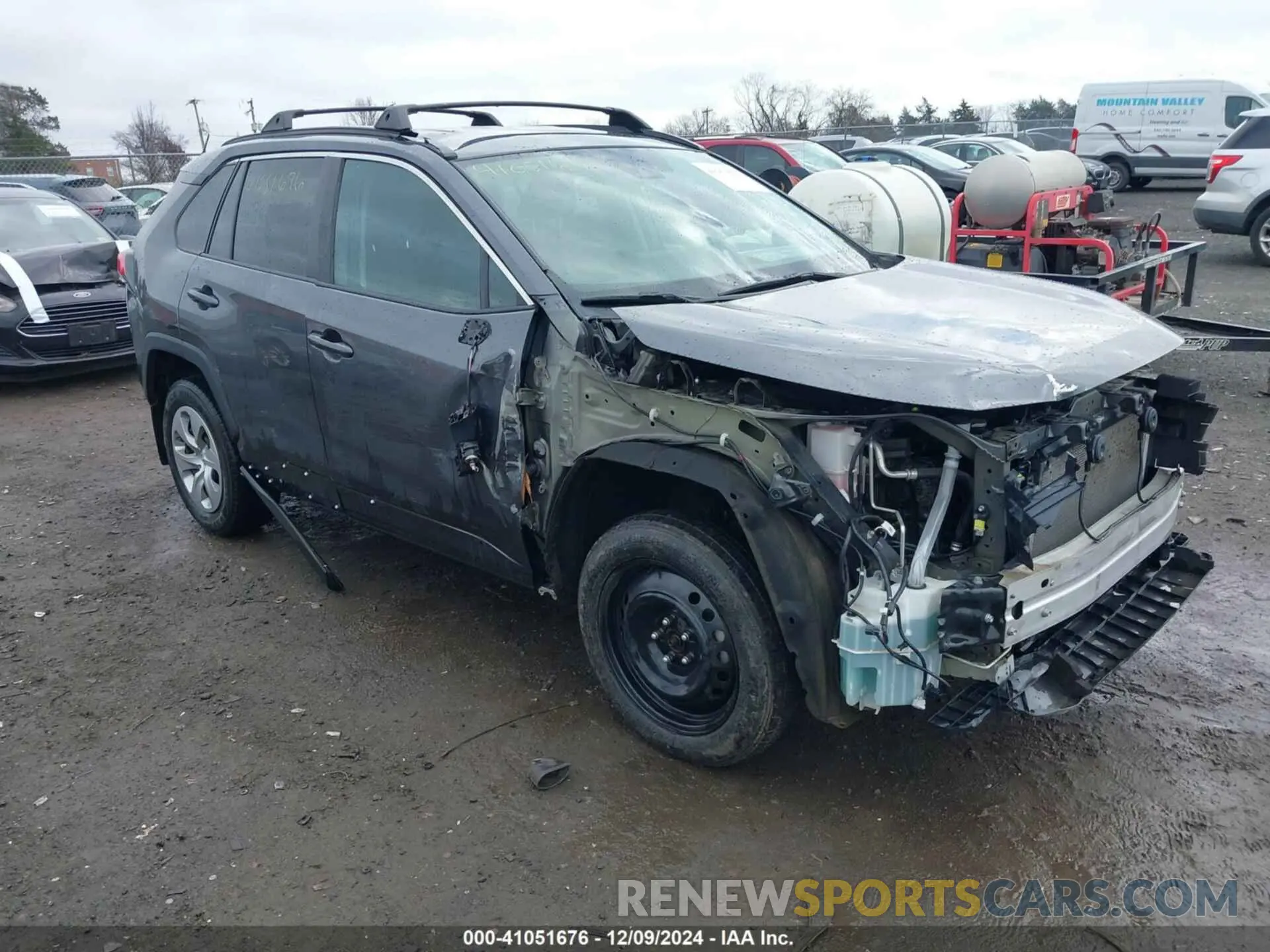 18 Photograph of a damaged car 2T3G1RFV0MC143763 TOYOTA RAV4 2021