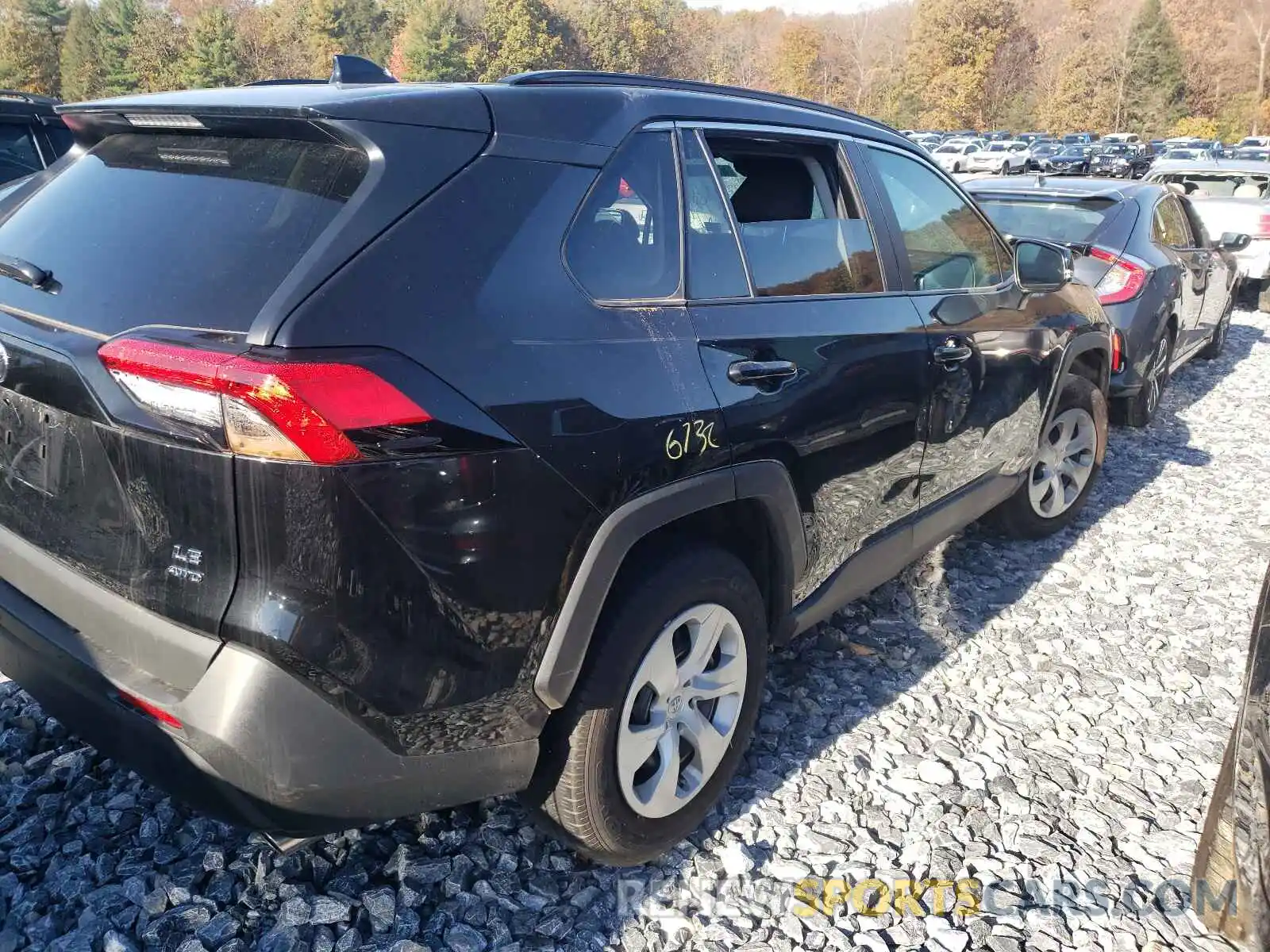 4 Photograph of a damaged car 2T3G1RFV0MC152723 TOYOTA RAV4 2021