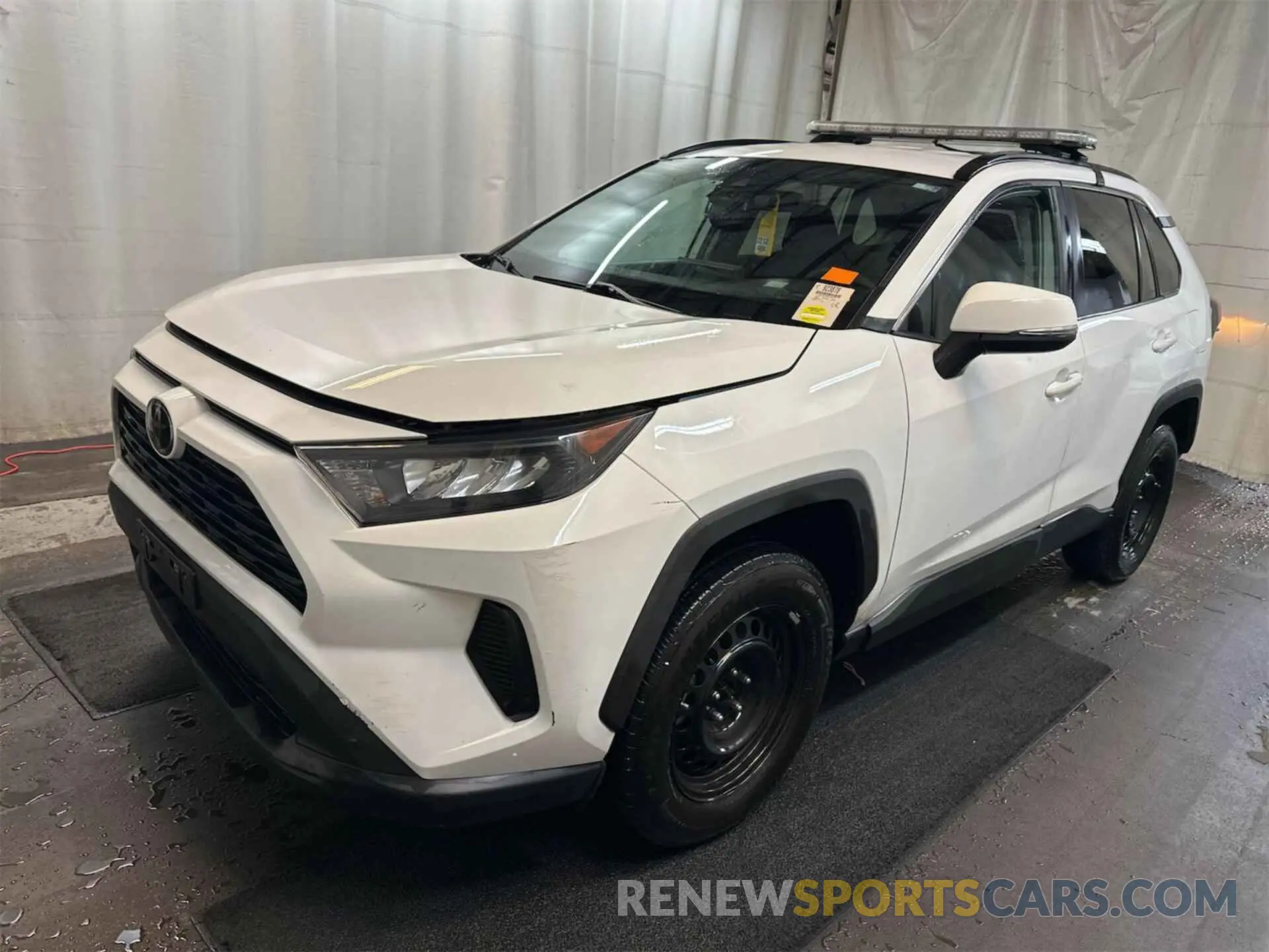 13 Photograph of a damaged car 2T3G1RFV0MC183017 TOYOTA RAV4 2021
