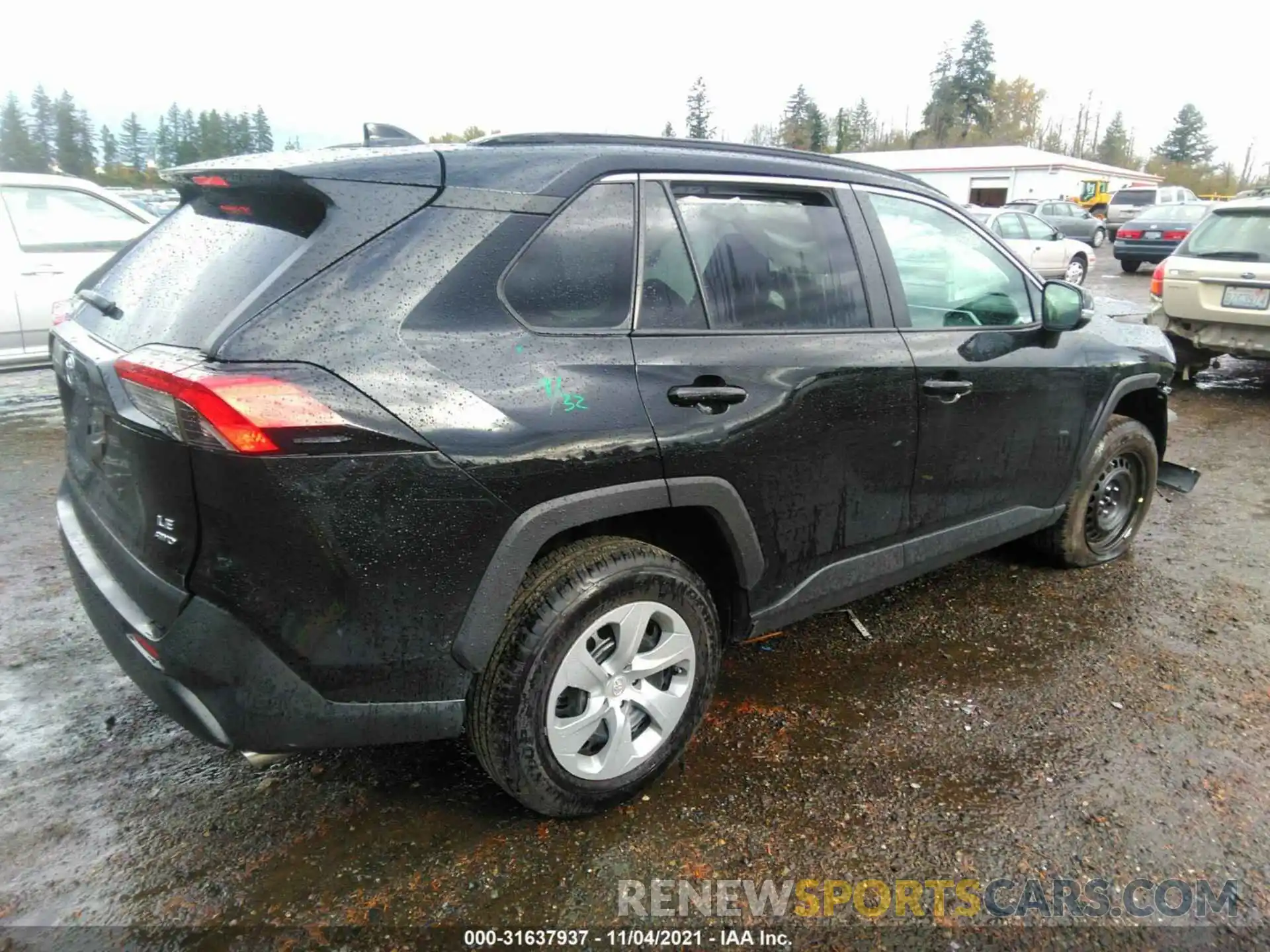 4 Photograph of a damaged car 2T3G1RFV0MC210023 TOYOTA RAV4 2021