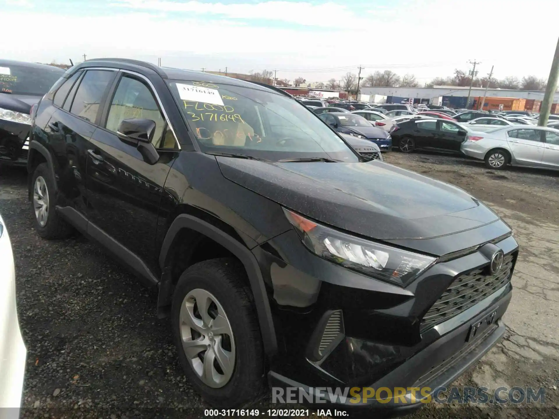 1 Photograph of a damaged car 2T3G1RFV0MW164434 TOYOTA RAV4 2021