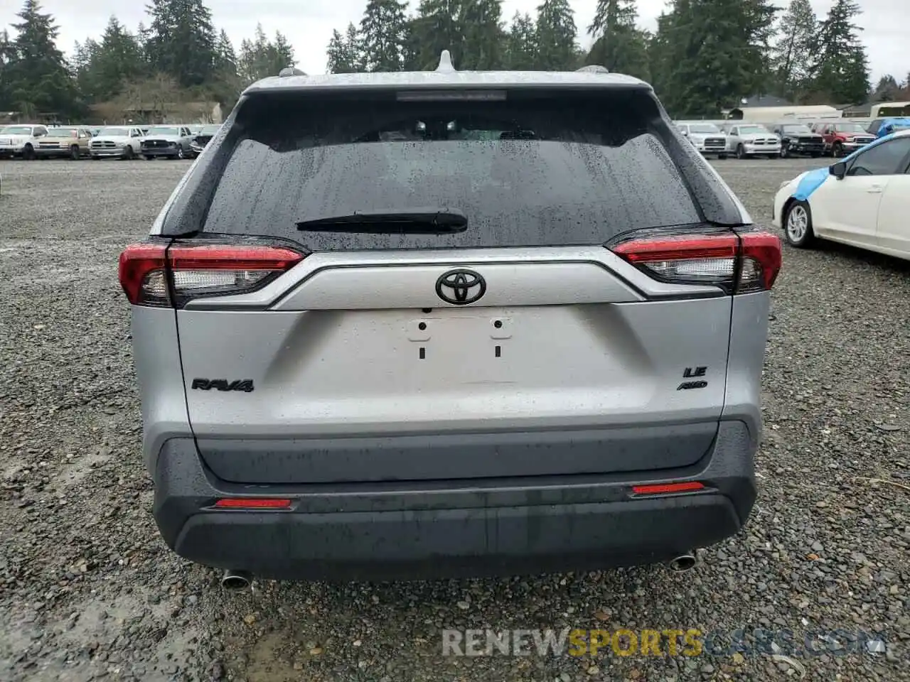 6 Photograph of a damaged car 2T3G1RFV1MC166100 TOYOTA RAV4 2021