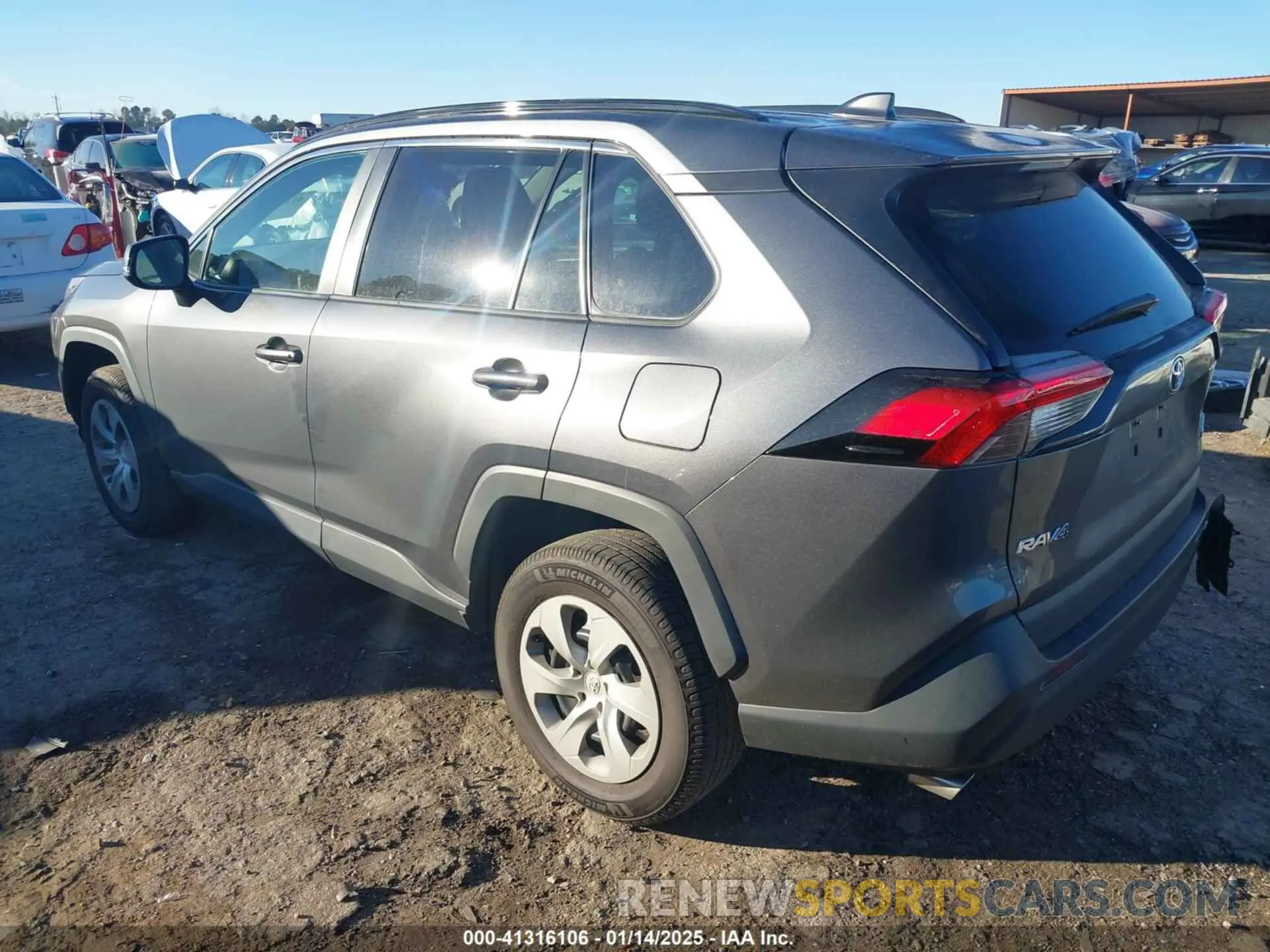 3 Photograph of a damaged car 2T3G1RFV1MC184175 TOYOTA RAV4 2021