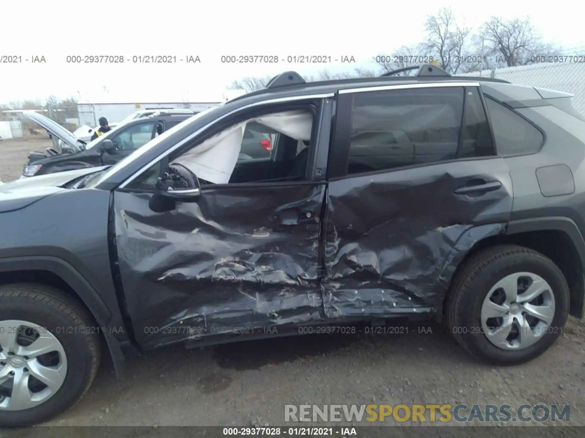 6 Photograph of a damaged car 2T3G1RFV1MW147268 TOYOTA RAV4 2021