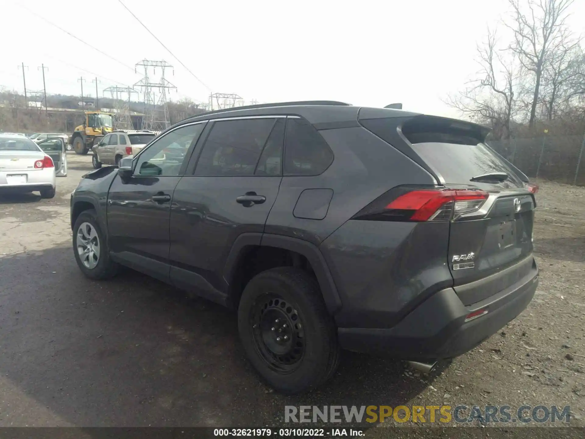 3 Photograph of a damaged car 2T3G1RFV1MW164376 TOYOTA RAV4 2021