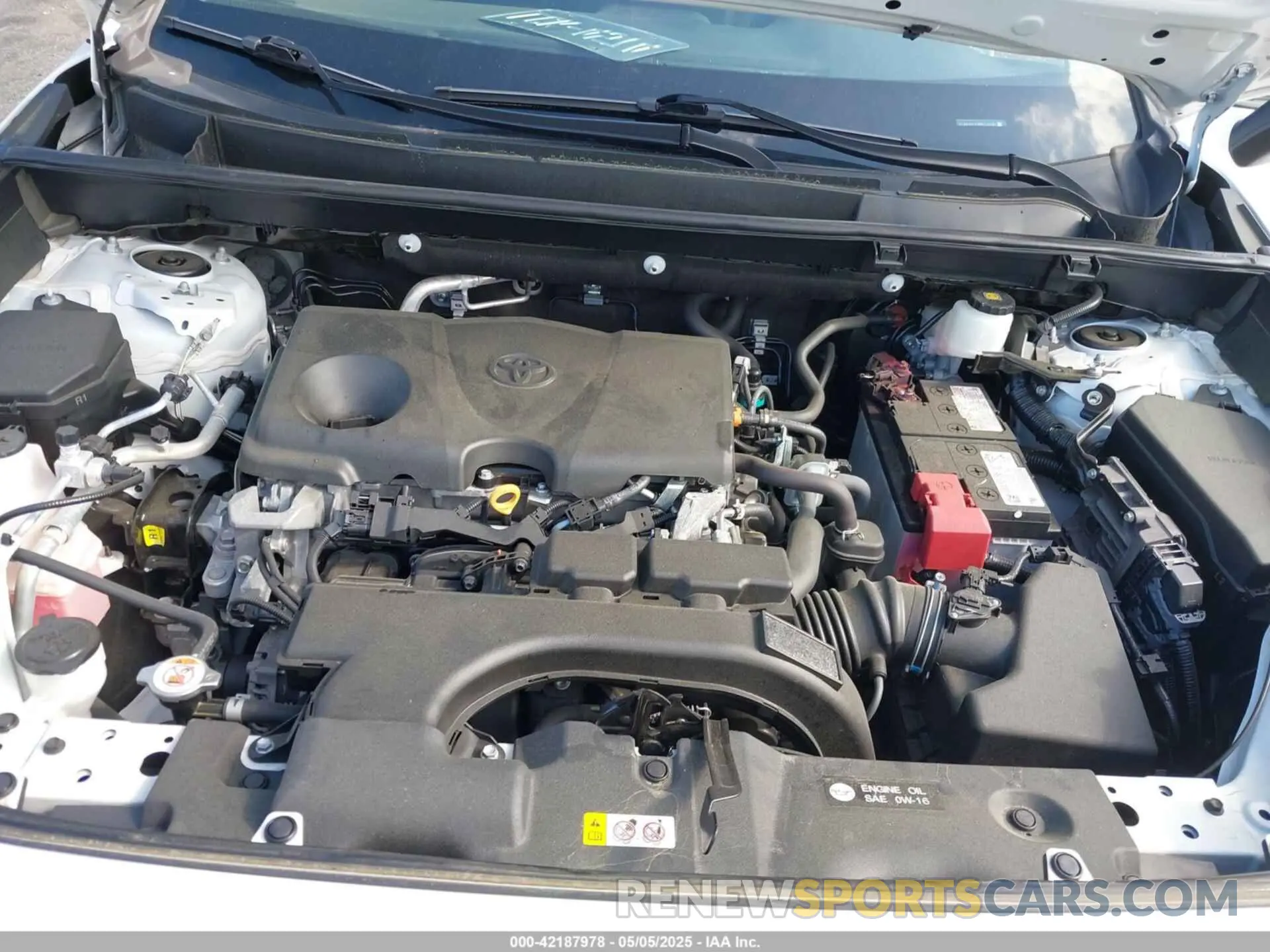 10 Photograph of a damaged car 2T3G1RFV1MW214483 TOYOTA RAV4 2021