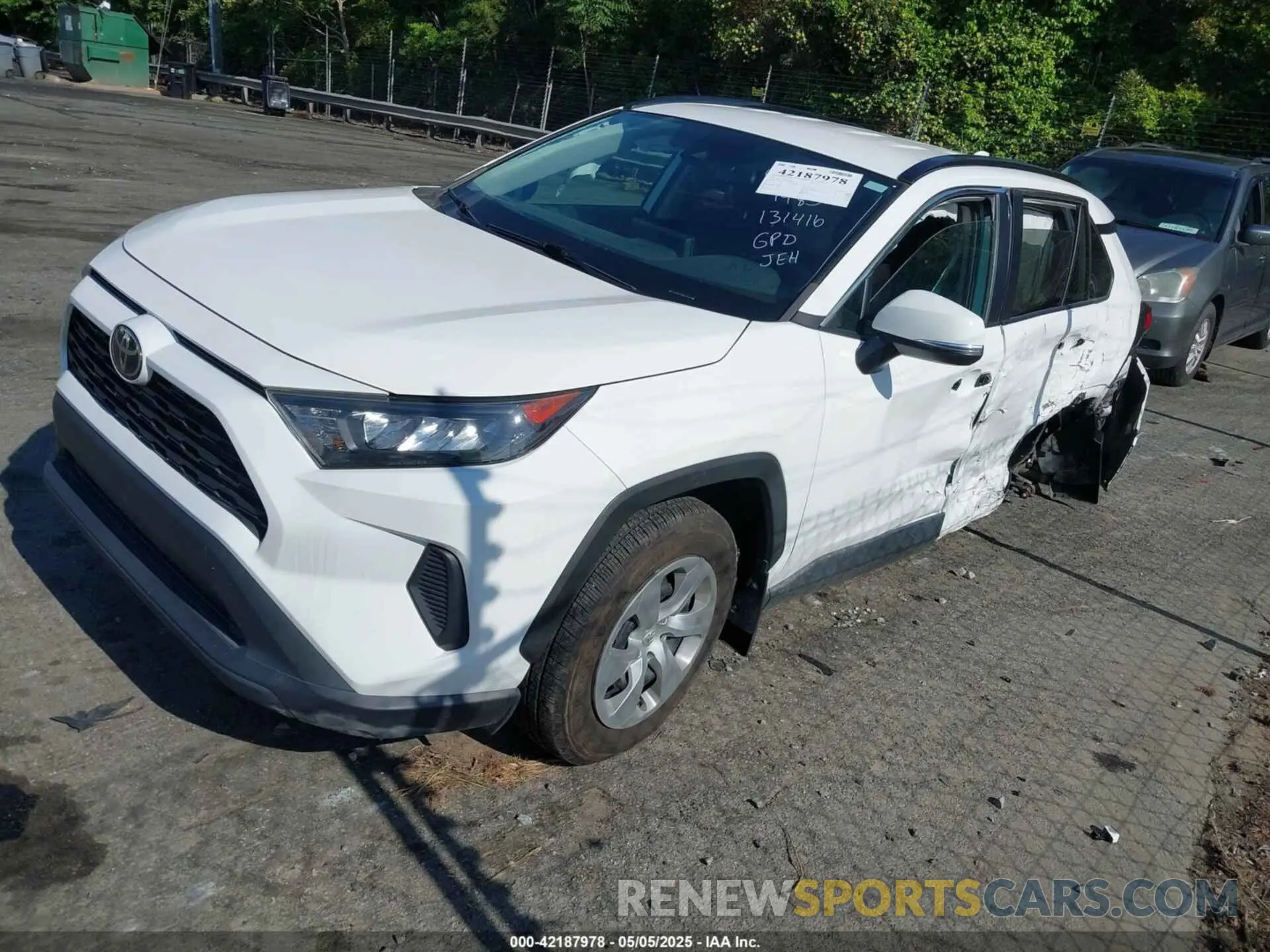 2 Photograph of a damaged car 2T3G1RFV1MW214483 TOYOTA RAV4 2021