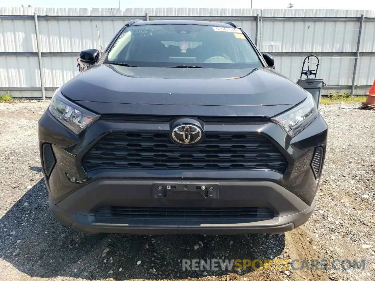 5 Photograph of a damaged car 2T3G1RFV2MC146440 TOYOTA RAV4 2021