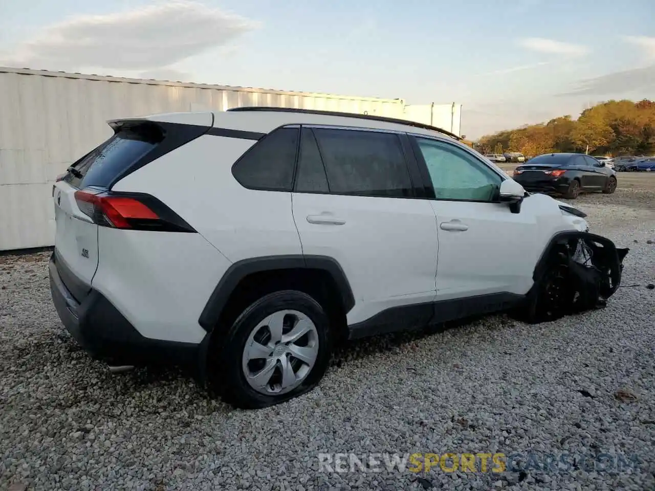 3 Photograph of a damaged car 2T3G1RFV2MC166011 TOYOTA RAV4 2021