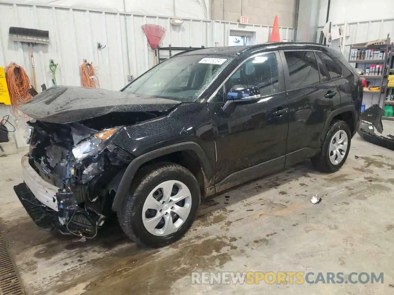 1 Photograph of a damaged car 2T3G1RFV2MC219452 TOYOTA RAV4 2021