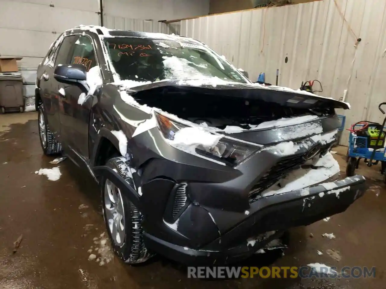 1 Photograph of a damaged car 2T3G1RFV3MC177633 TOYOTA RAV4 2021